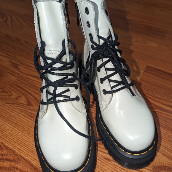 Dr Martens JADON BOOT SMOOTH LEATHER PLATFORMS size 6 - Picture 5 of 7